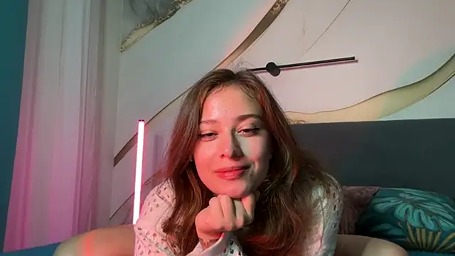 Snapshot of erikaa_miuu chatting on November 2025 06:07:02 PM erikaa miuu online show from November 2025 06:07:02 PM