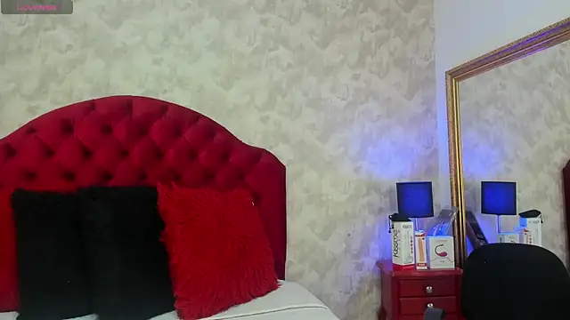 Setsuna St online show from November 2025 02:40:02 PM