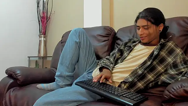 Snapshot of Dickie_Dicking chatting on October 2025 08:17:02 PM Dickie Dicking online show from October 2025 08:17:02 PM