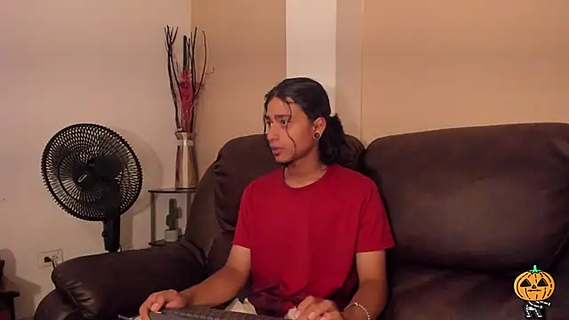 Snapshot of Dickie_Dicking chatting on October 2025 08:21:02 PM Dickie Dicking online show from October 2025 08:21:02 PM