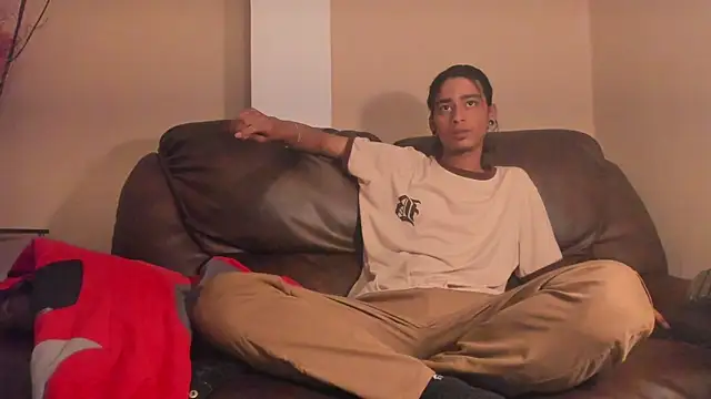 Snapshot of Dickie_Dicking chatting on October 2025 08:27:02 PM Dickie Dicking online show from October 2025 08:27:02 PM