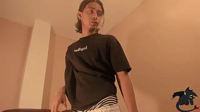 Snapshot of Dickie_Dicking chatting on October 2025 08:55:02 PM Dickie Dicking online show from October 2025 08:55:02 PM