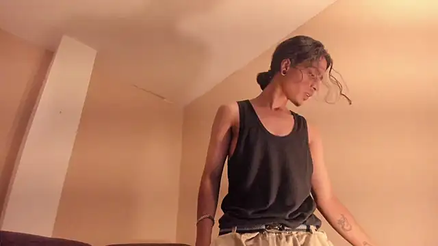 Snapshot of Dickie_Dicking chatting on October 2025 08:32:01 PM Dickie Dicking online show from October 2025 08:32:01 PM