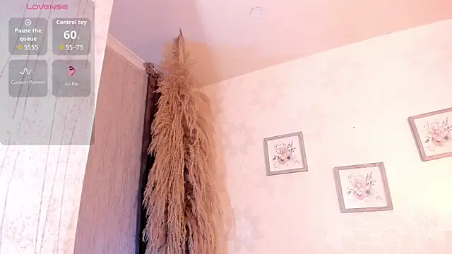 Snapshot of alana_madison10 chatting on November 2025 02:54:02 AM alana madison10 online show from November 2025 02:54:02 AM