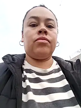 Snapshot of Italia_12 chatting on October 2025 11:07:02 AM Italia 12 online show from October 2025 11:07:02 AM