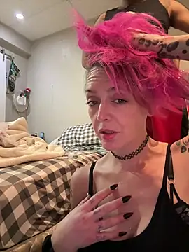 Snapshot of StroknGoon69 chatting on March 2026 06:17:01 AM StroknGoon69 online show from March 2026 06:17:01 AM