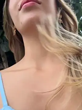 Snapshot of fanyabbey chatting on March 2026 10:40:01 PM fanyabbey online show from March 2026 10:40:01 PM