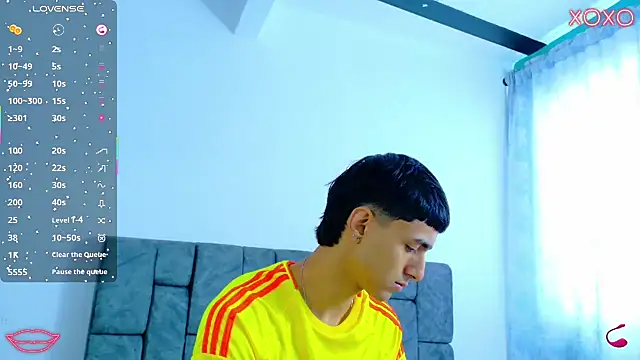 Snapshot of Anthony_carter chatting on October 2025 01:53:02 PM Anthony carter online show from October 2025 01:53:02 PM