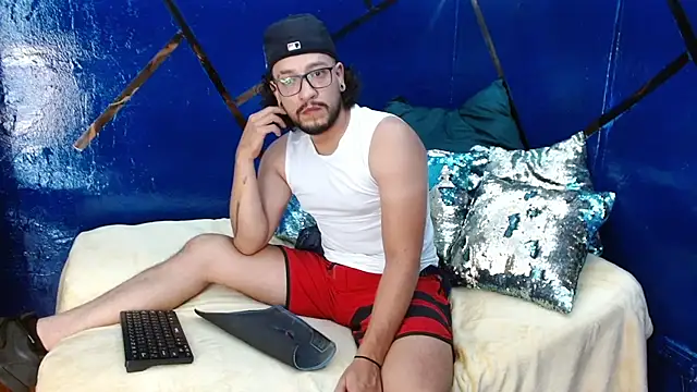 Snapshot of Ethan_w12 chatting on October 2025 12:09:02 AM Ethan w12 online show from October 2025 12:09:02 AM