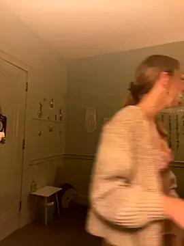 Snapshot of AmberLustXXX chatting on October 2025 02:45:02 AM AmberLustXXX online show from October 2025 02:45:02 AM