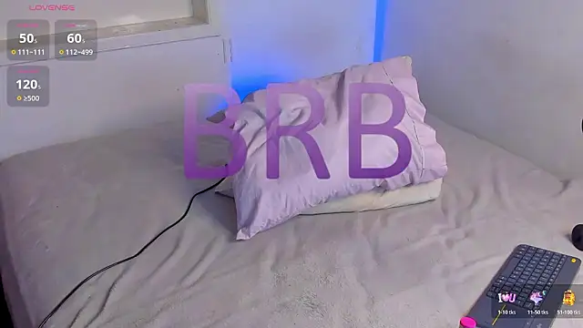 Alejarossi online show from March 2026 01:39:01 PM