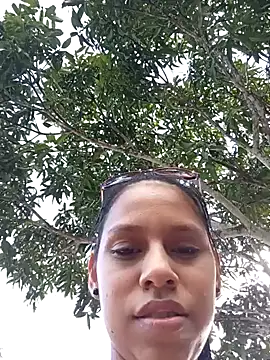 Snapshot of Dakota-Moon chatting on October 2025 07:45:02 PM Dakota-Moon online show from October 2025 07:45:02 PM