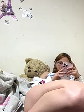 imariahot online show from October 2025 01:15:01 AM