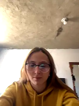 imariahot online show from October 2025 02:06:02 PM