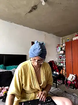 imariahot online show from October 2025 03:02:01 PM