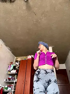 imariahot online show from October 2025 02:46:01 PM