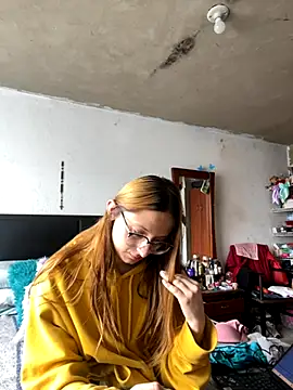 imariahot online show from November 2025 01:32:02 PM