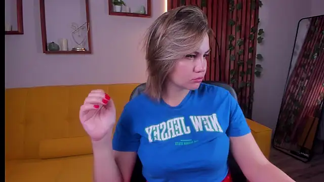 AriaEven online show from October 2025 10:23:02 AM