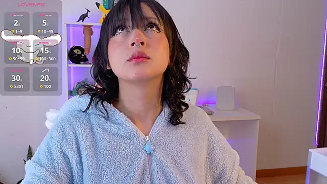 Sallie Doll online show from October 2025 04:20:02 PM