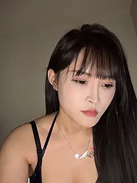 Snapshot of weiweibaby9 chatting on October 2025 02:15:01 PM weiweibaby9 online show from October 2025 02:15:01 PM