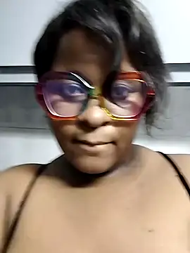 thicknjuicyx online show from October 2025 04:37:01 PM