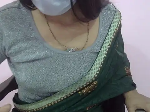 Laila Cute online show from January 2026 04:51:01 AM