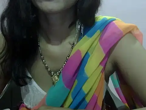 Laila Cute online show from June 2026 04:44:01 PM
