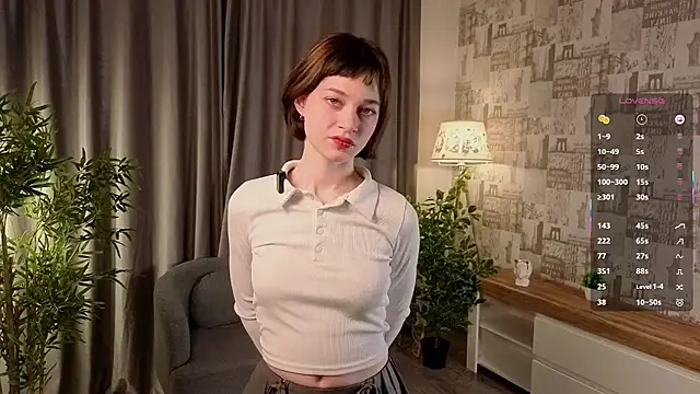 Snapshot of PaulaDauge chatting on October 2025 01:08:02 AM PaulaDauge online show from October 2025 01:08:02 AM