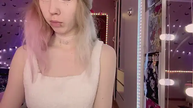 Jerrieberry online show from May 2026 01:16:02 PM