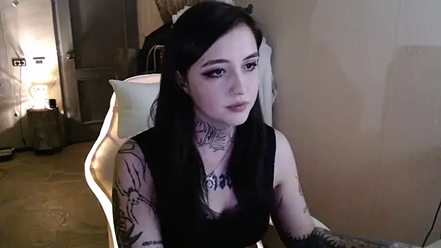 Rin andersonn online show from October 2025 07:45:02 PM