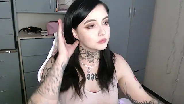 Rin andersonn online show from December 2025 01:22:01 AM