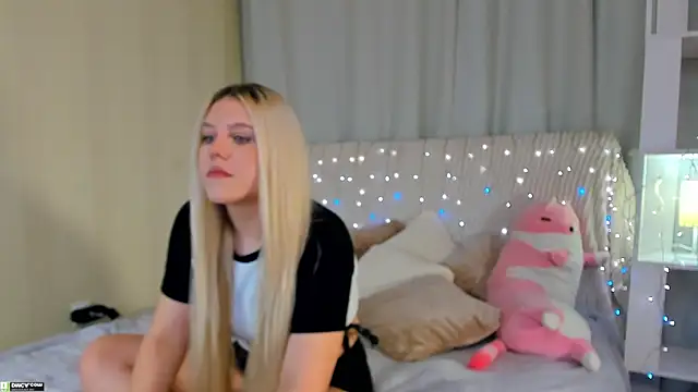 Snapshot of Malisha_kiss chatting on October 2025 08:48:02 AM Malisha kiss online show from October 2025 08:48:02 AM