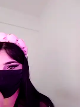 Snapshot of hot_inaas chatting on November 2025 07:03:01 PM hot inaas online show from November 2025 07:03:01 PM