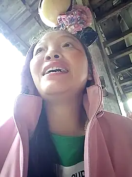 Snapshot of Minkine022 chatting on October 2025 11:41:02 PM Minkine022 online show from October 2025 11:41:02 PM