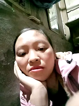 Snapshot of Minkine022 chatting on November 2025 05:39:02 AM Minkine022 online show from November 2025 05:39:02 AM