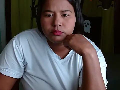 Snapshot of Ebony_luna chatting on October 2025 01:23:01 PM Ebony luna online show from October 2025 01:23:01 PM