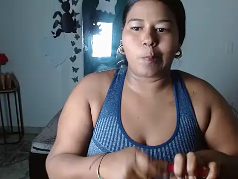 Snapshot of Ebony_luna chatting on October 2025 07:37:02 PM Ebony luna online show from October 2025 07:37:02 PM