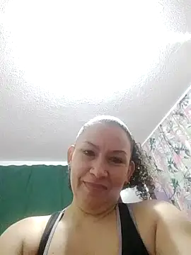 Snapshot of adelgey_michell chatting on October 2025 10:18:02 PM adelgey michell online show from October 2025 10:18:02 PM