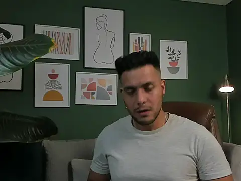 IanCross online show from November 2025 12:34:02 AM