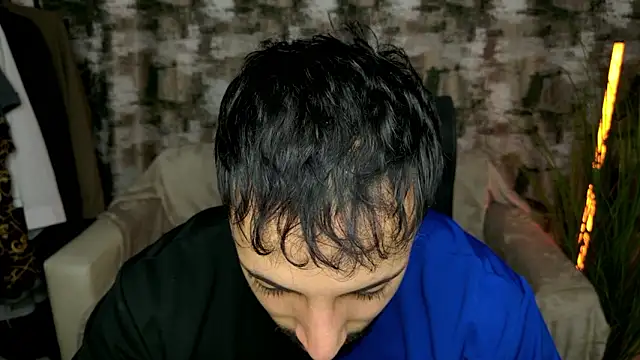 Snapshot of MasculineGuy99 chatting on February 2026 05:14:01 AM MasculineGuy99 online show from February 2026 05:14:01 AM