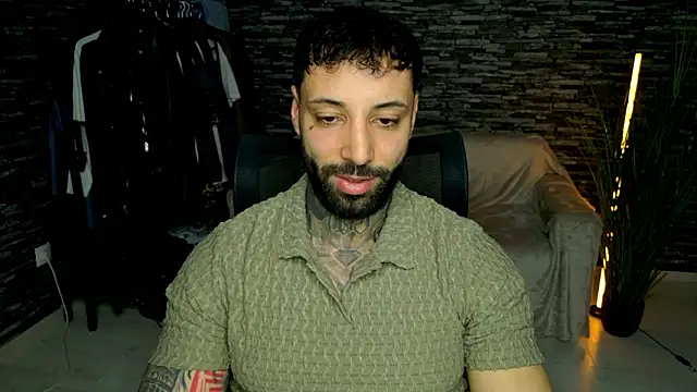 Snapshot of MasculineGuy99 chatting on March 2026 08:34:02 PM MasculineGuy99 online show from March 2026 08:34:02 PM