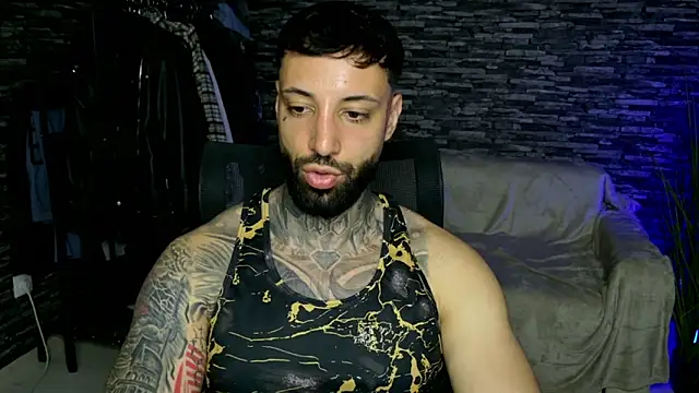 MasculineGuy99 online show from May 2026 09:33:02 PM