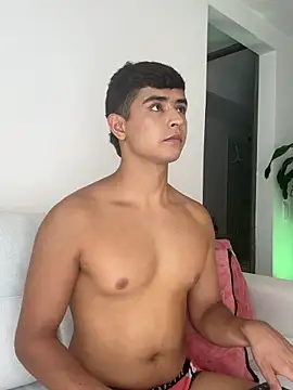 Snapshot of Thiago_Connor21 chatting on March 2026 08:15:01 PM Thiago Connor21 online show from March 2026 08:15:01 PM