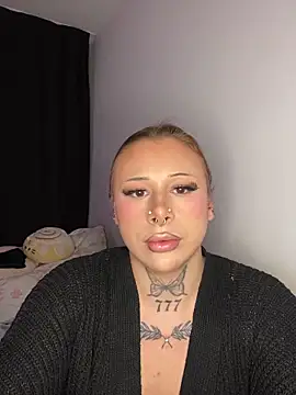 Snapshot of Kimberly-sweety chatting on November 2025 09:03:02 PM Kimberly-sweety online show from November 2025 09:03:02 PM