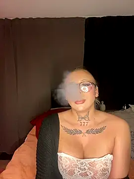 Snapshot of Kimberly-sweety chatting on December 2025 09:00:01 PM Kimberly-sweety online show from December 2025 09:00:01 PM