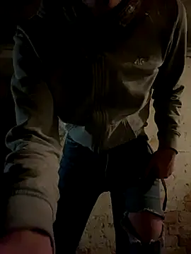 pleasedontpressaredburton online show from October 2025 10:55:02 PM