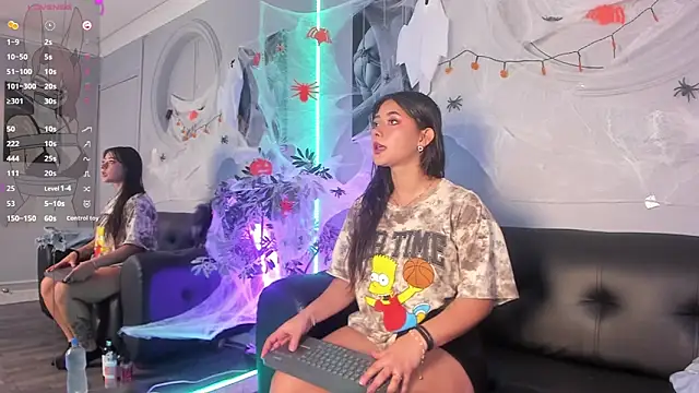 Snapshot of Hekate_20 chatting on October 2025 09:02:01 PM Hekate 20 online show from October 2025 09:02:01 PM