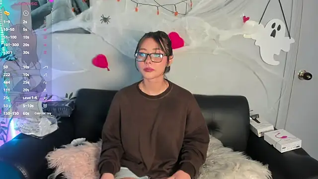 Snapshot of Hekate_20 chatting on October 2025 07:02:02 PM Hekate 20 online show from October 2025 07:02:02 PM