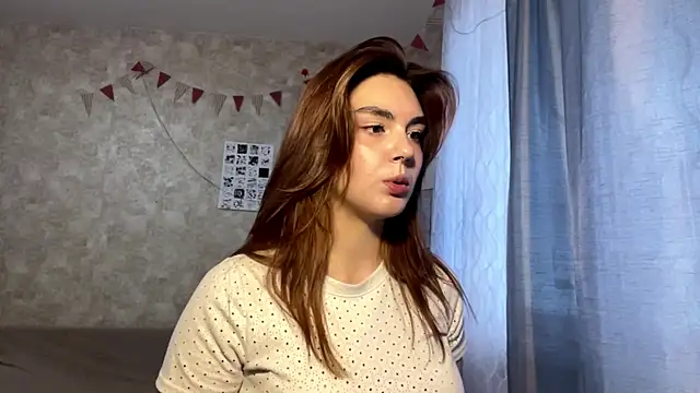 TeresitaLish online show from October 2025 02:05:02 PM