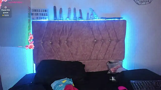 Snapshot of Mia_lopez_1 chatting on March 2026 12:30:02 AM Mia lopez 1 online show from March 2026 12:30:02 AM